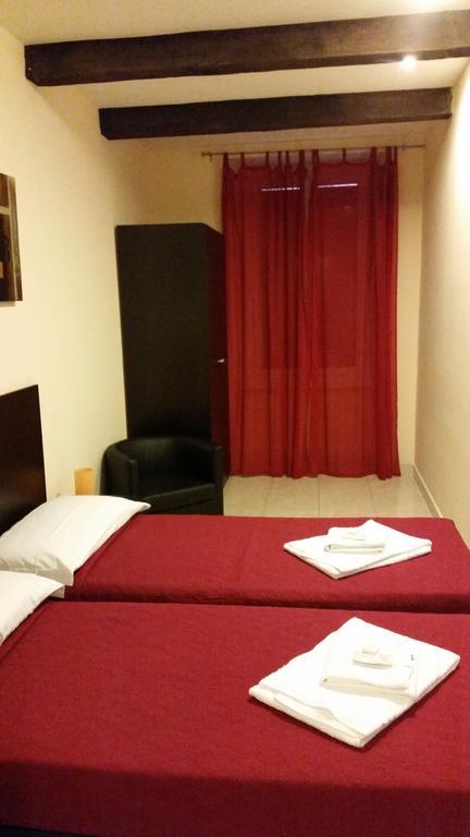 Hostel Mosaic Rome Room photo
